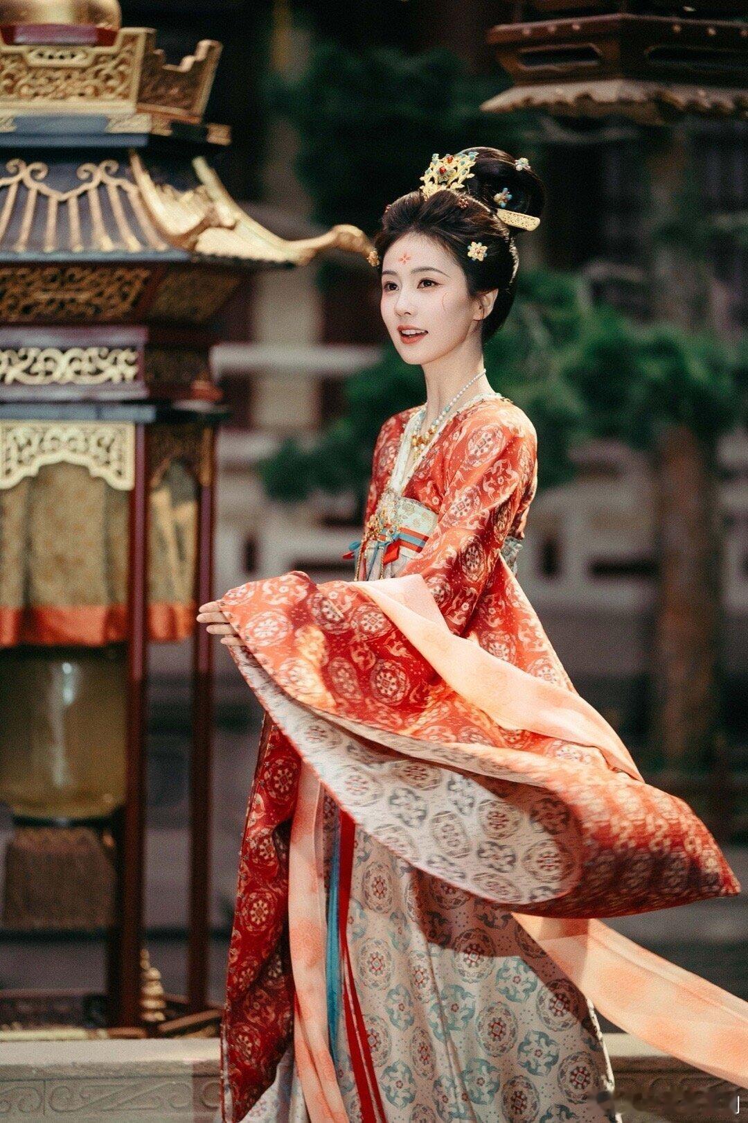 平台认证，白鹿主演的《唐宫奇案》斩获了2026以来剧集集均广告数与集均广告时长双