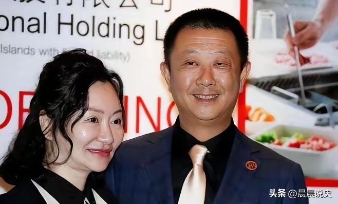 从16岁辍学还债到身价125亿，杨利娟的“最牛服务员”，从来不是靠依附！
 
[