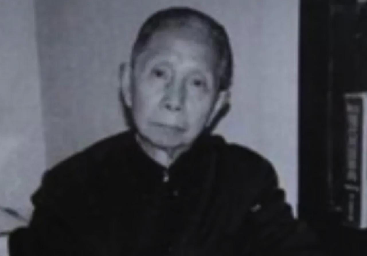 1955年，蒋介石女婿 陆久之被判15年，妻子跪求周总理：他被冤枉！周总理指示：