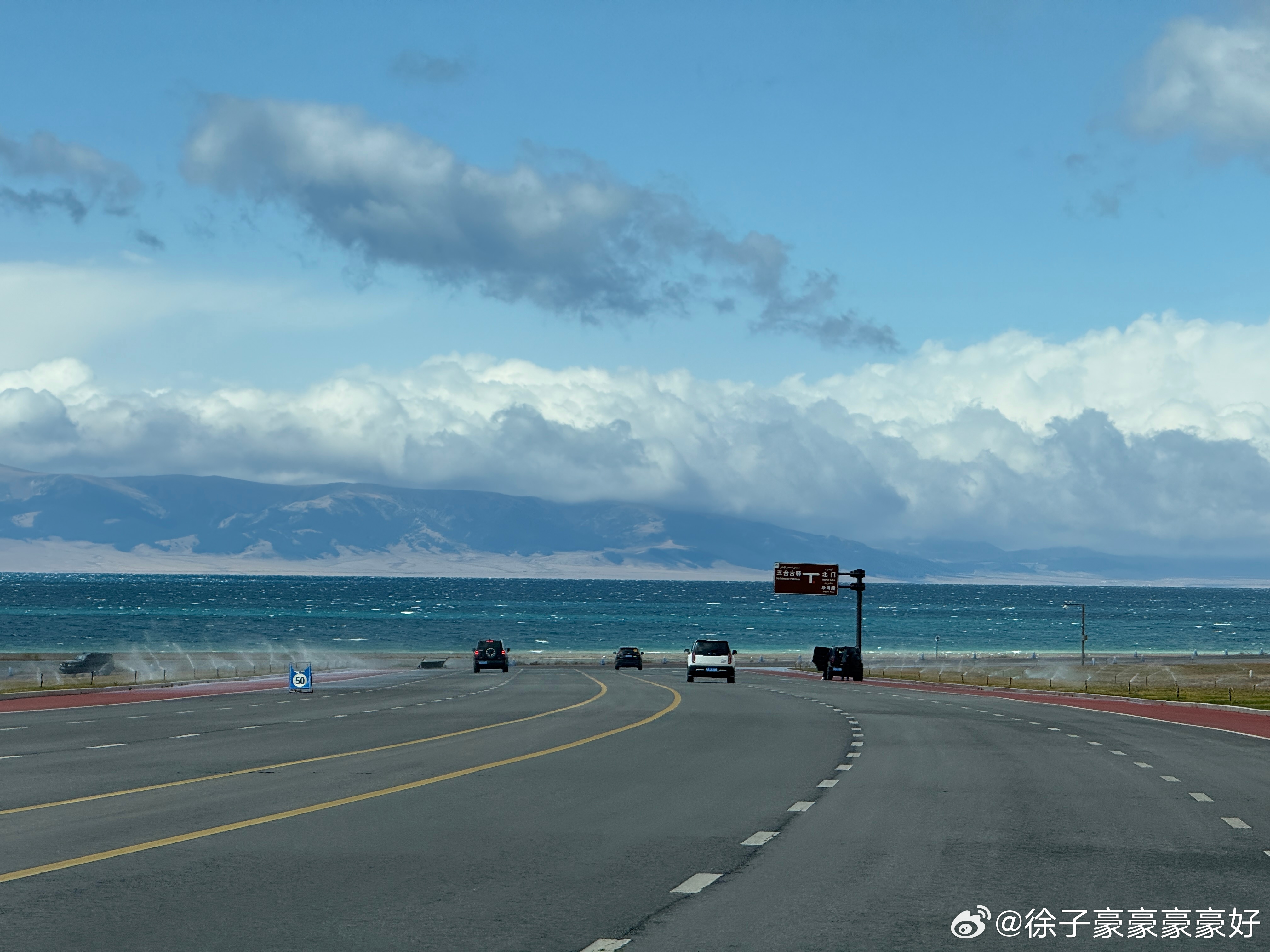 今天真是掏上了，绝美赛湖！全新问界M7幸福旗舰  ​​​