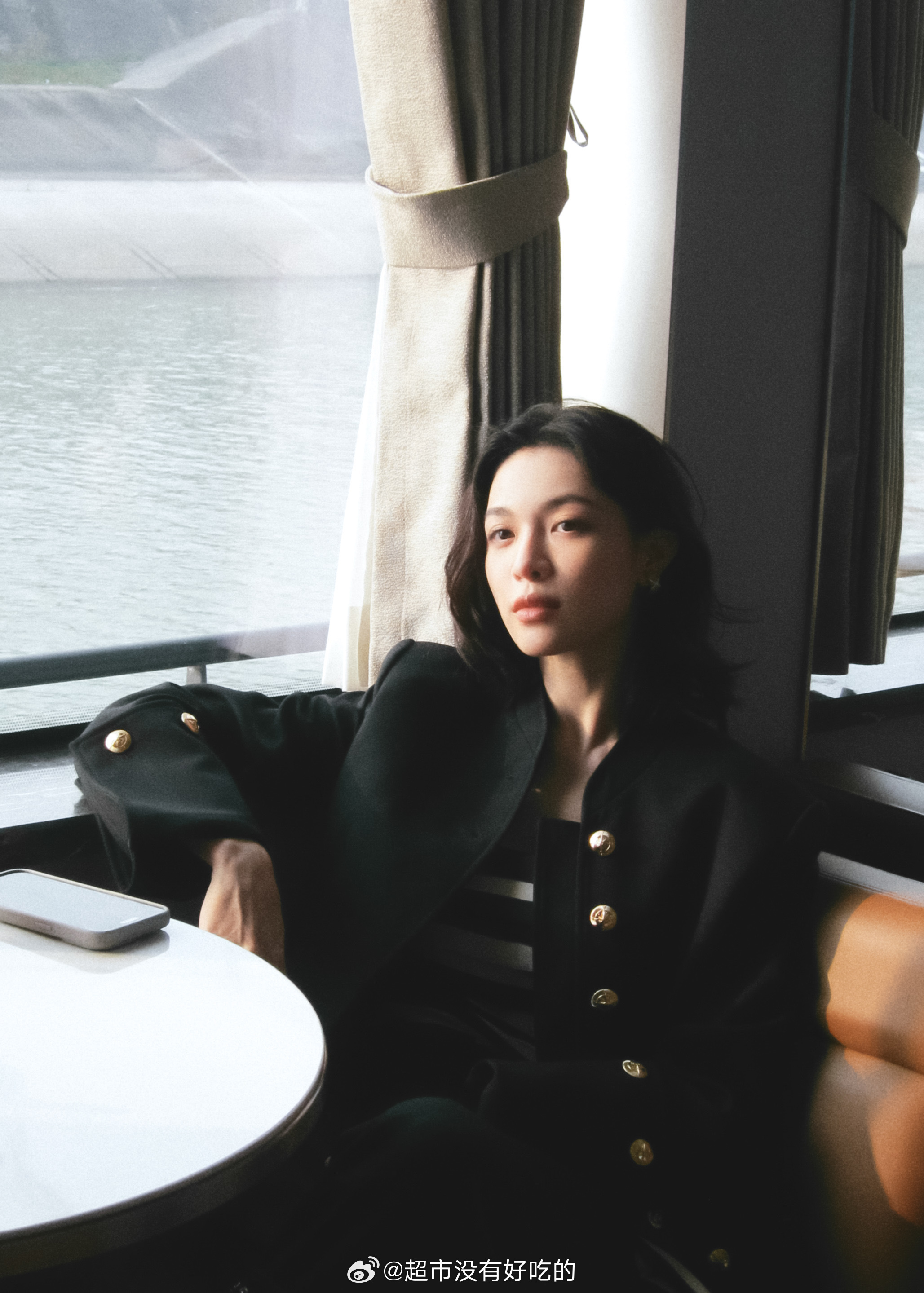 《爱情慢慢杀死你》(原著:亦舒)人物小传🈶男主定了陈伟霆，女主钟楚曦，又一对二