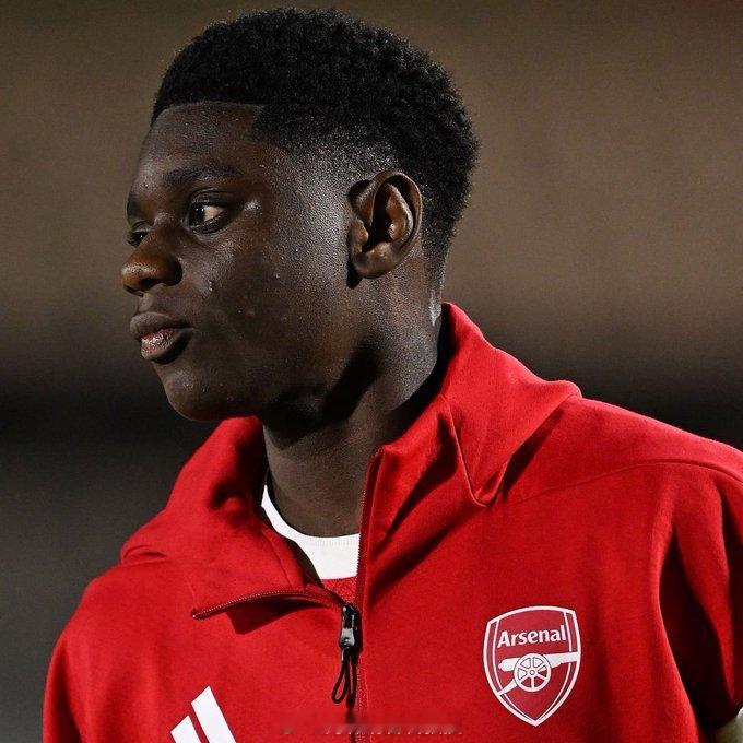 易卜拉欣（中场，18岁）和萨尔蒙（后卫，16岁）都将入选今晚阿森纳对阵阿拉木图凯