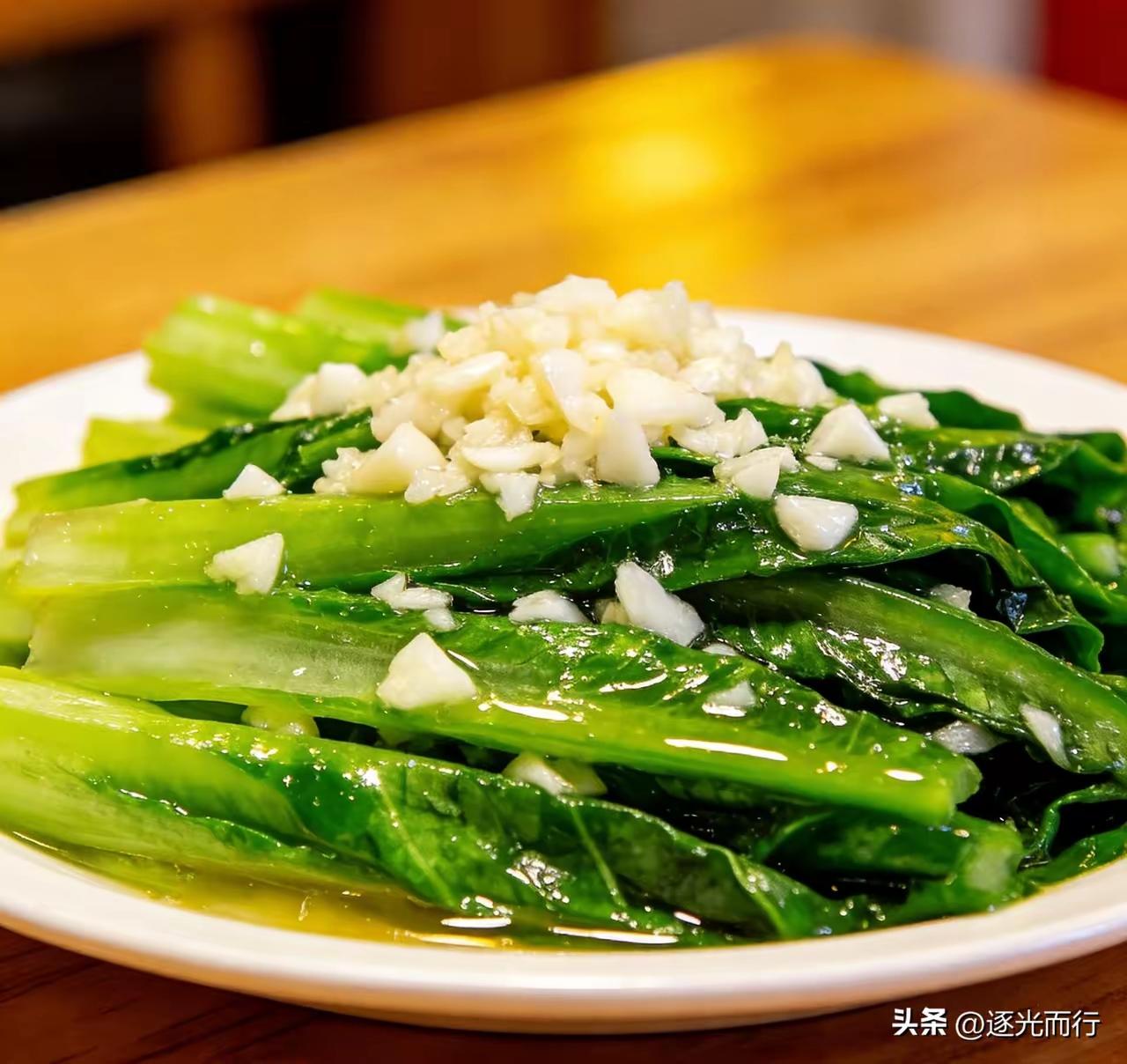 一个很奇怪的现象，不知道大家有没有注意到？
我们在外面吃饭，不管是大饭店，还是街