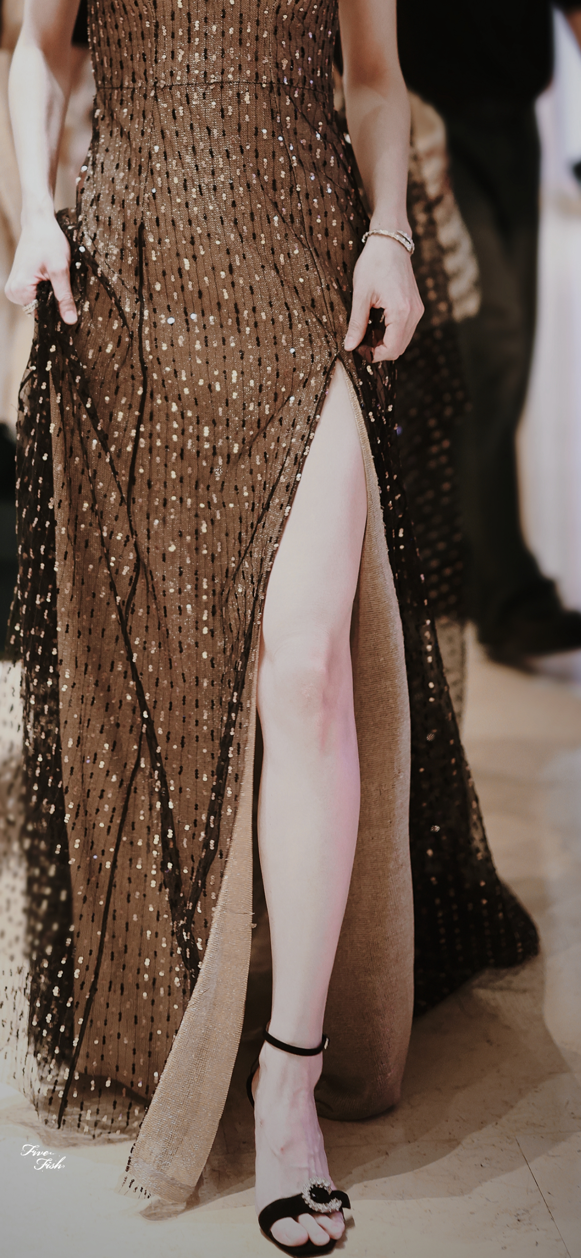 FF偷偷发个疯 ​​​