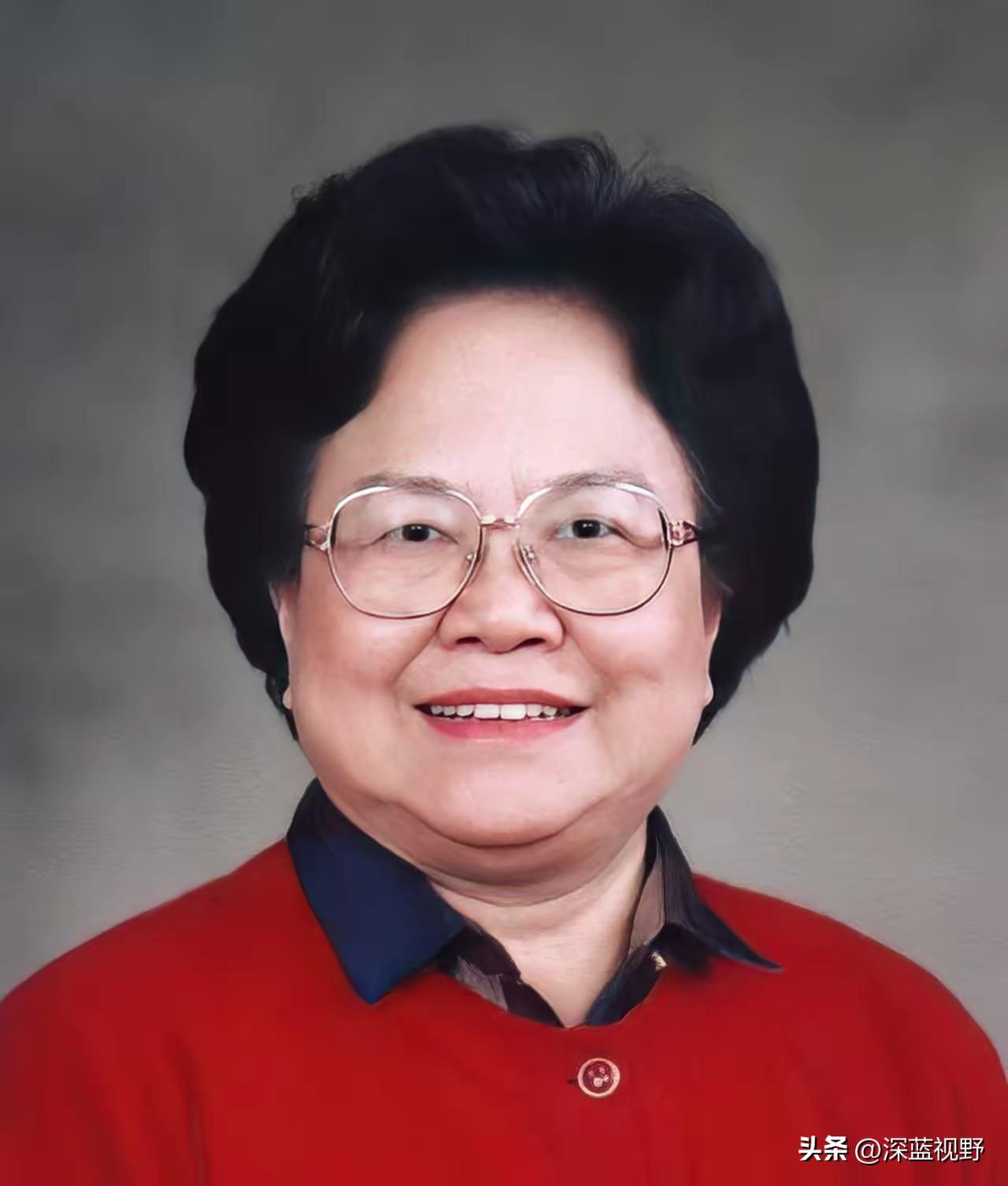彭珮云老人96岁与世长辞，让人惋惜不已，而她的丈夫王汉斌如今已是百岁高龄，身体依