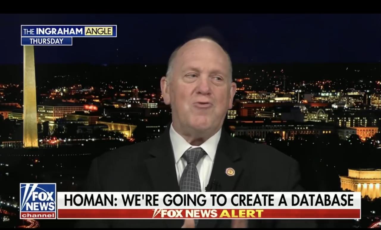 美国边境沙皇汤姆·霍曼公布了一个新数据库，其中包含所有袭击和阻挠美国移民及海关执