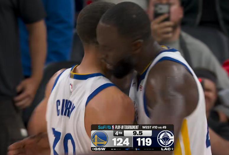 最后决胜那两分钟，是我看过的，勇士本赛季最好的两分钟。 