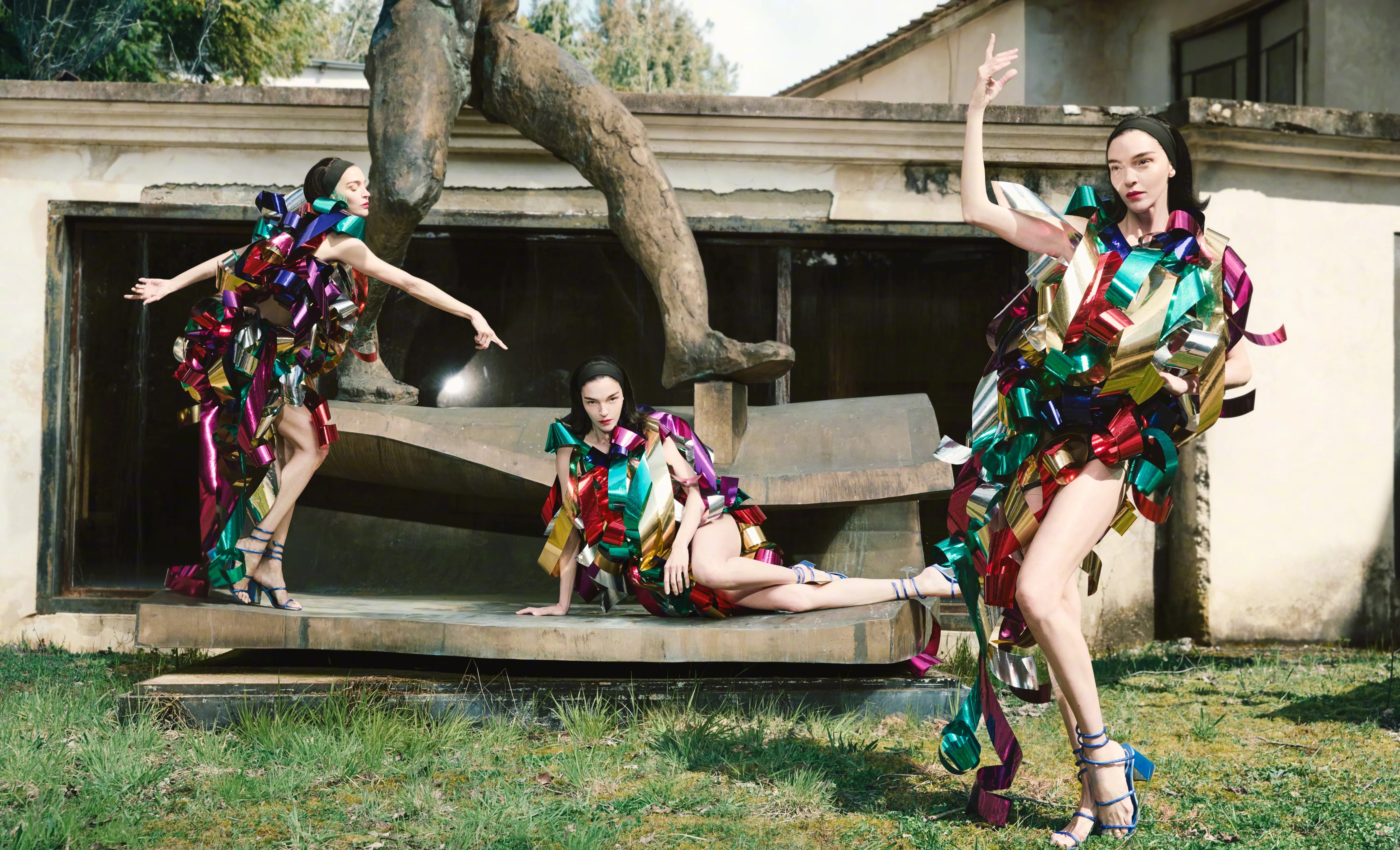 Vogue Italia May 2026  意大利版五月刊封面大片，“蛇精”女