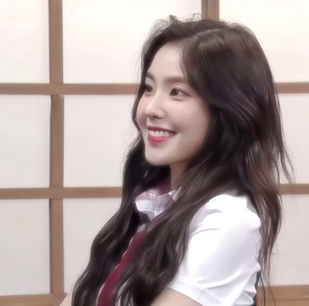 长期漂亮的根源是养雌激素雌激素才是美女感的关键，皮肤细腻、面色红润、有曲线感这些