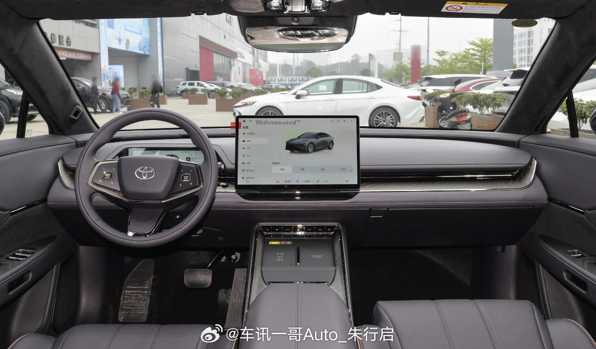 广汽丰田铂智7正式上市，共推出5款车型，16.98万起。新车搭载鸿蒙座舱5、激光