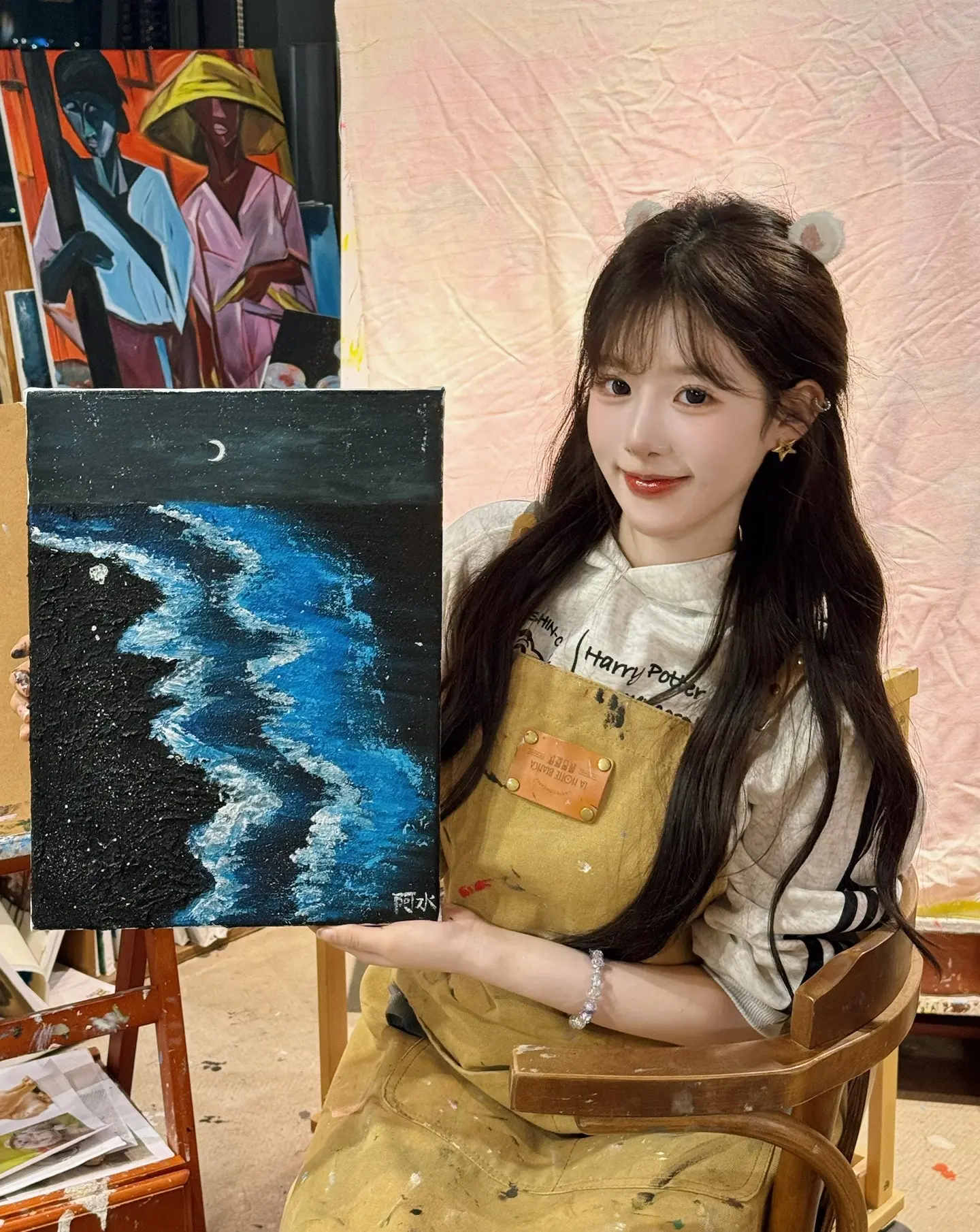 我以为照片是有温度的  每次看到熟悉的画面就会把思绪拉回很久以前的某一...