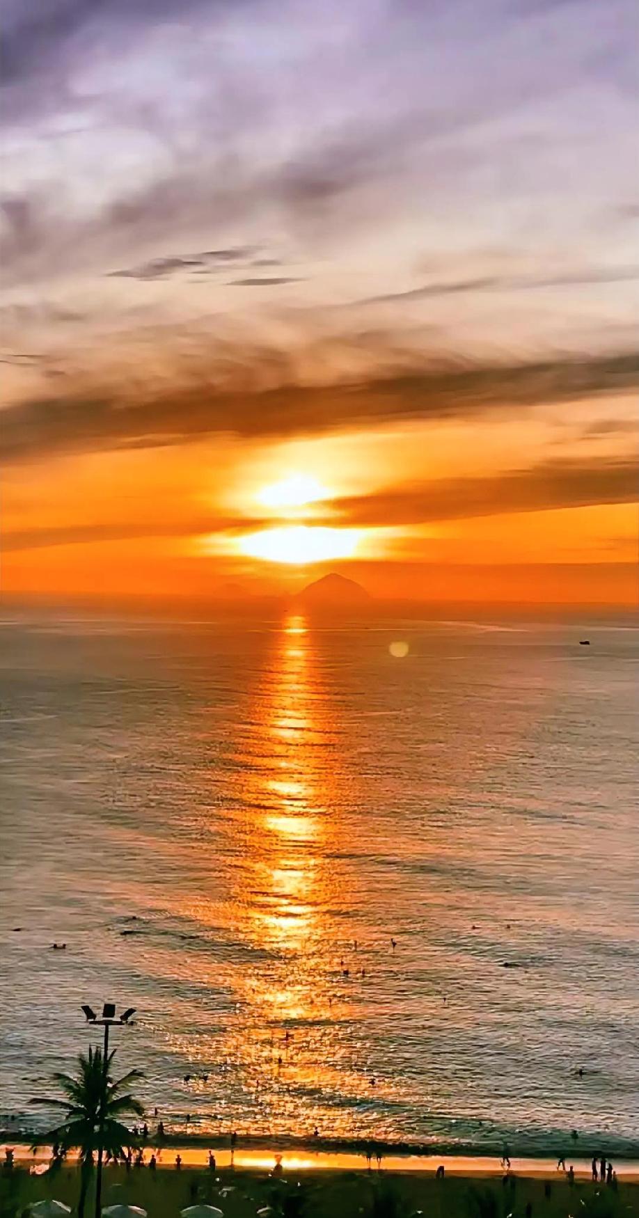 美丽的太阳