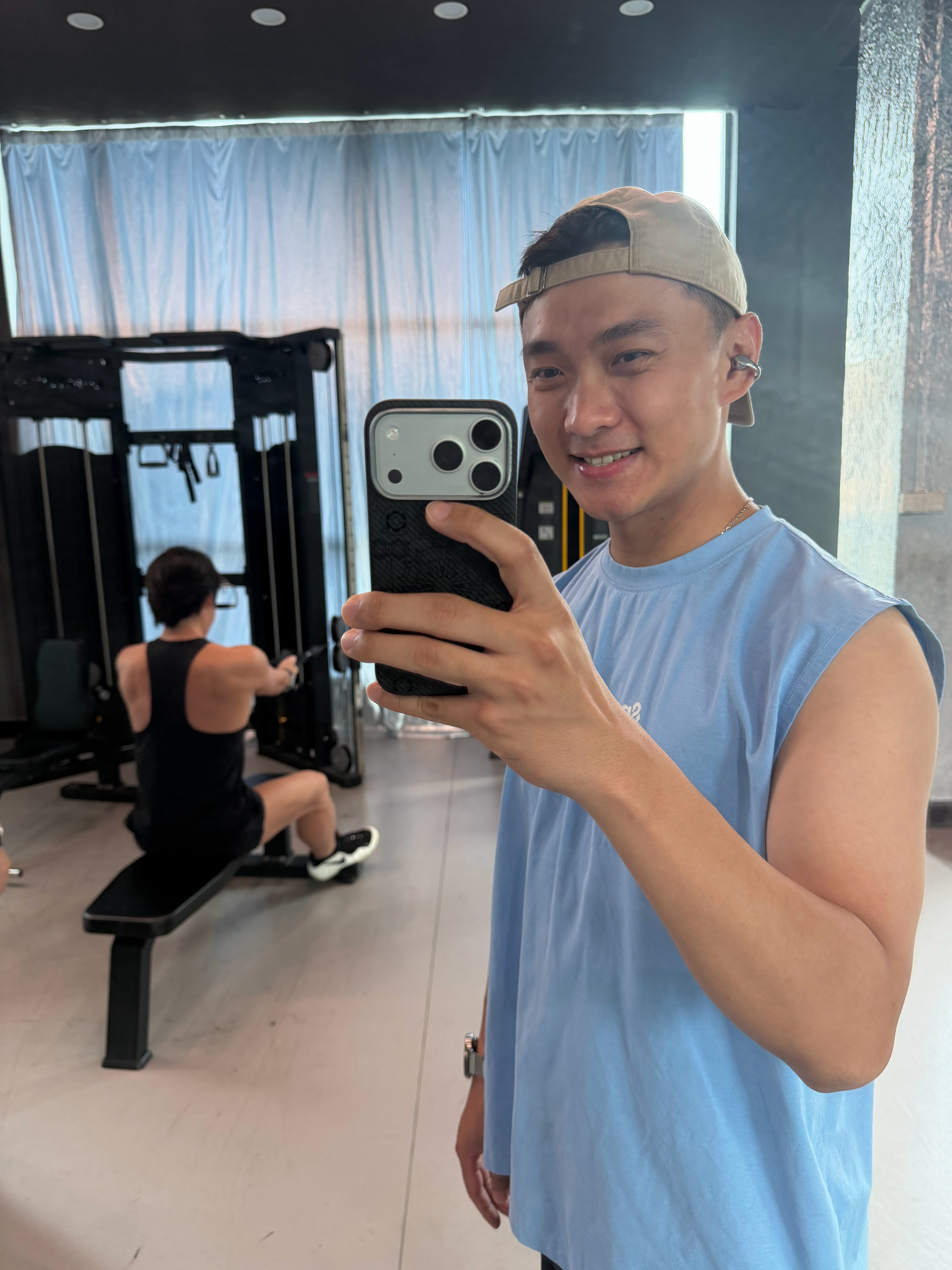 西班牙回来发现我的碎片睡眠法倒时差太好用了晚上9点睡到11点11点到凌晨2点工作