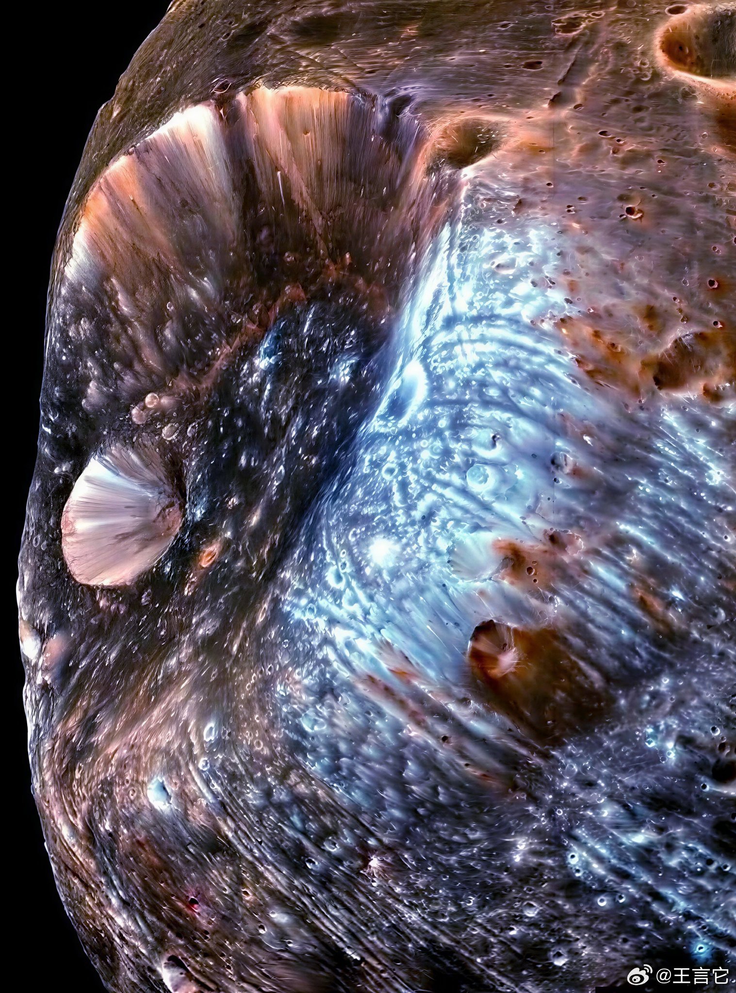 ‼️ 迄今为止拍摄到的火卫一（火星卫星）最清晰的照片 