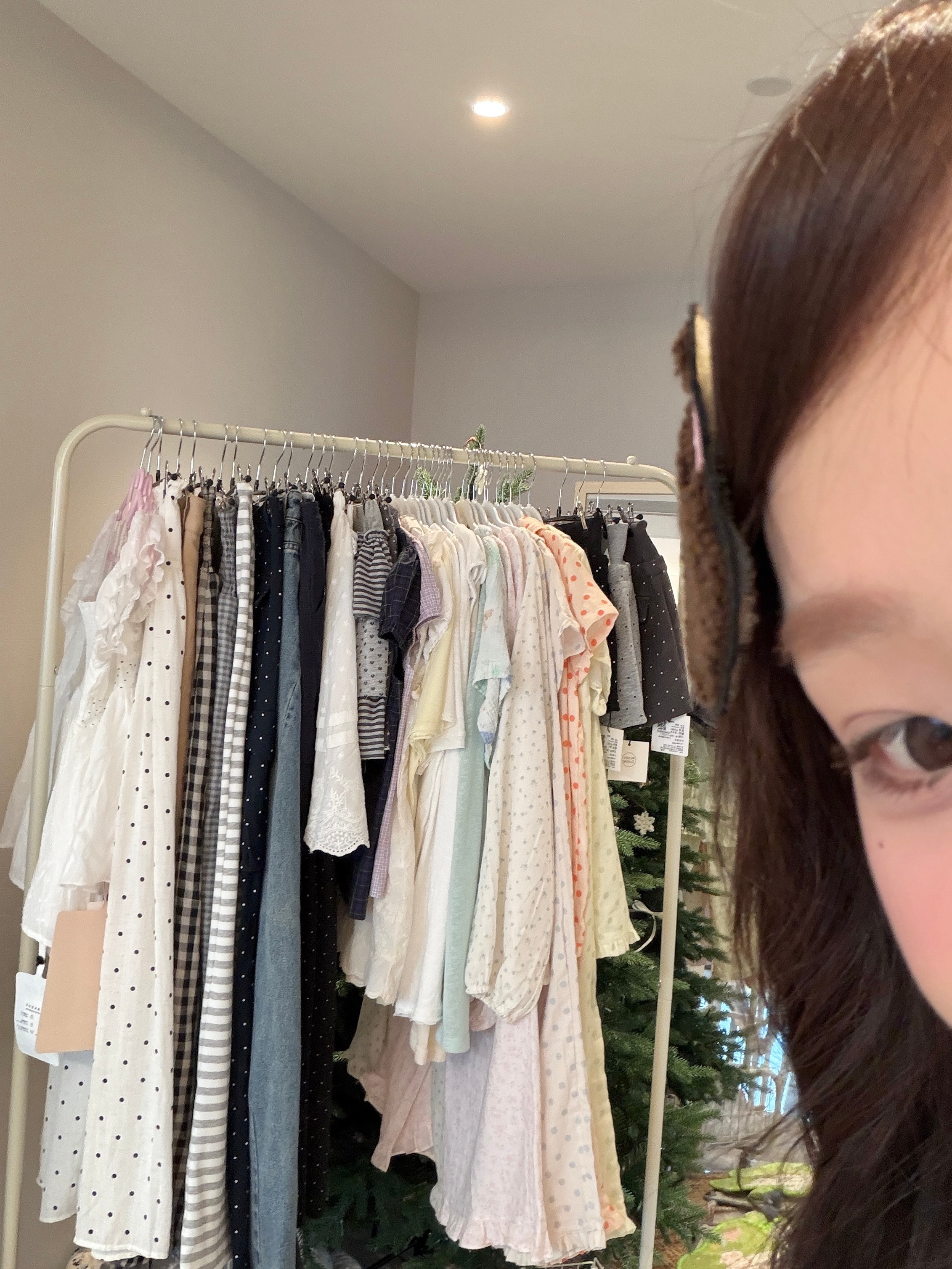 19点开播 迟到也不会超过15分钟的 大概就这个点然后今天curlykitty会