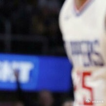 体育篮球 “小河”Austin Rivers最近与勇士队前锋Draymond G