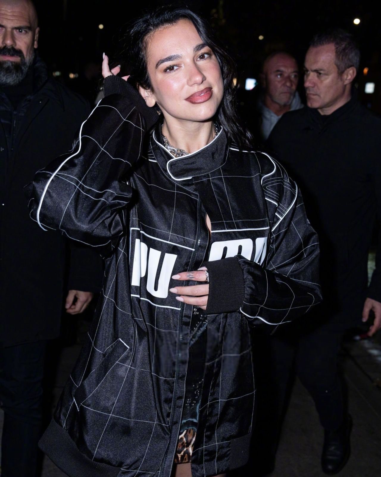 歌星杜阿·利帕 Dua Lipa 出席了在意大利米兰举行的 PUMA Speed