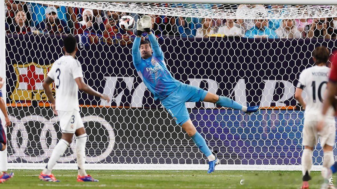 库尔图瓦: Thank you New York! #HalaMadrid# ​