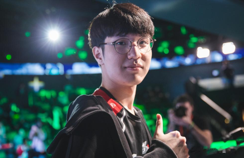#2023LPL#前EDG上单Ray发文宣布退役！

Ray在ins上发文表示结
