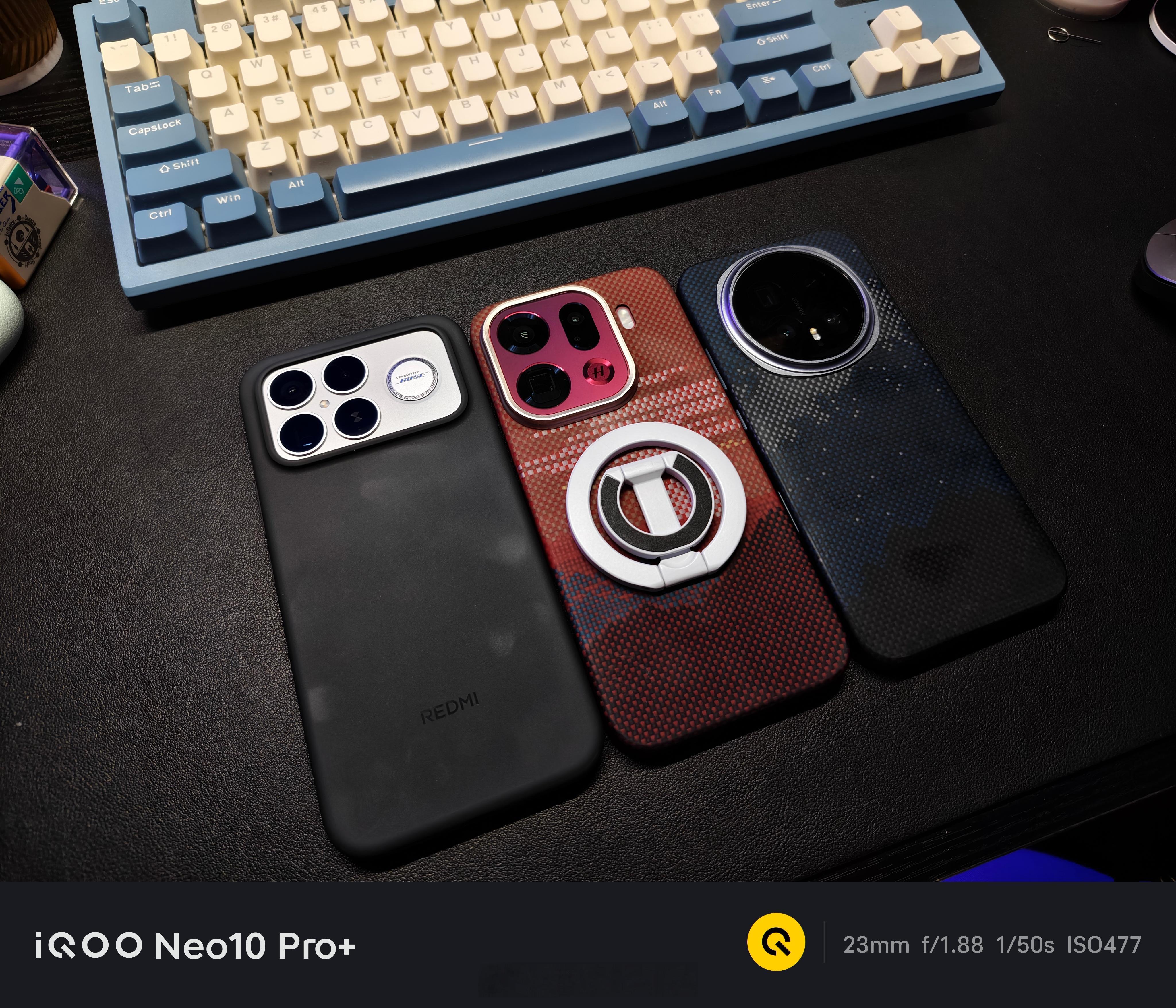 今年新机潮就是在10月份爆发的，我买了两台手机，所以可以为所欲为的说，不过这几天