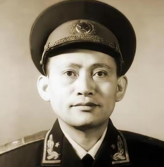 1952年，开国少将甘思和外出调研，老部下悄悄找到他禀报：原冀鲁豫军区4旅旅长赵