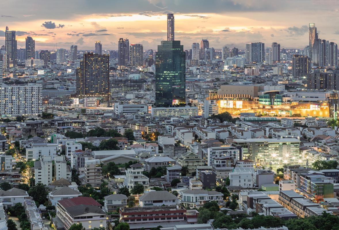 印度根本没有超越中国的能力和智商，说明这个很简单：如果中国与印度换个位，在中国没