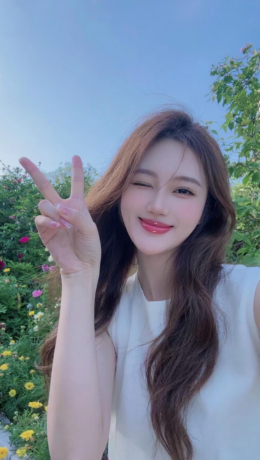 手机里存了好多有故事的照片，却失去了与人分享的欲望每一张照片都值得纪念