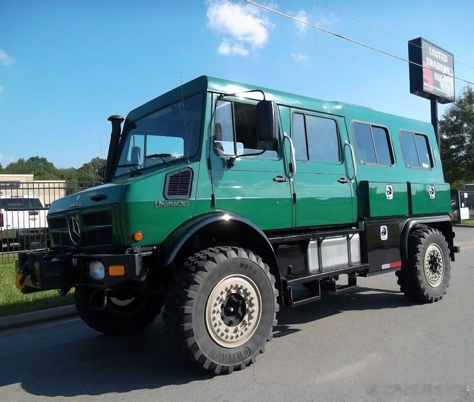 1991 Mercedes-Benz Unimog U1550 