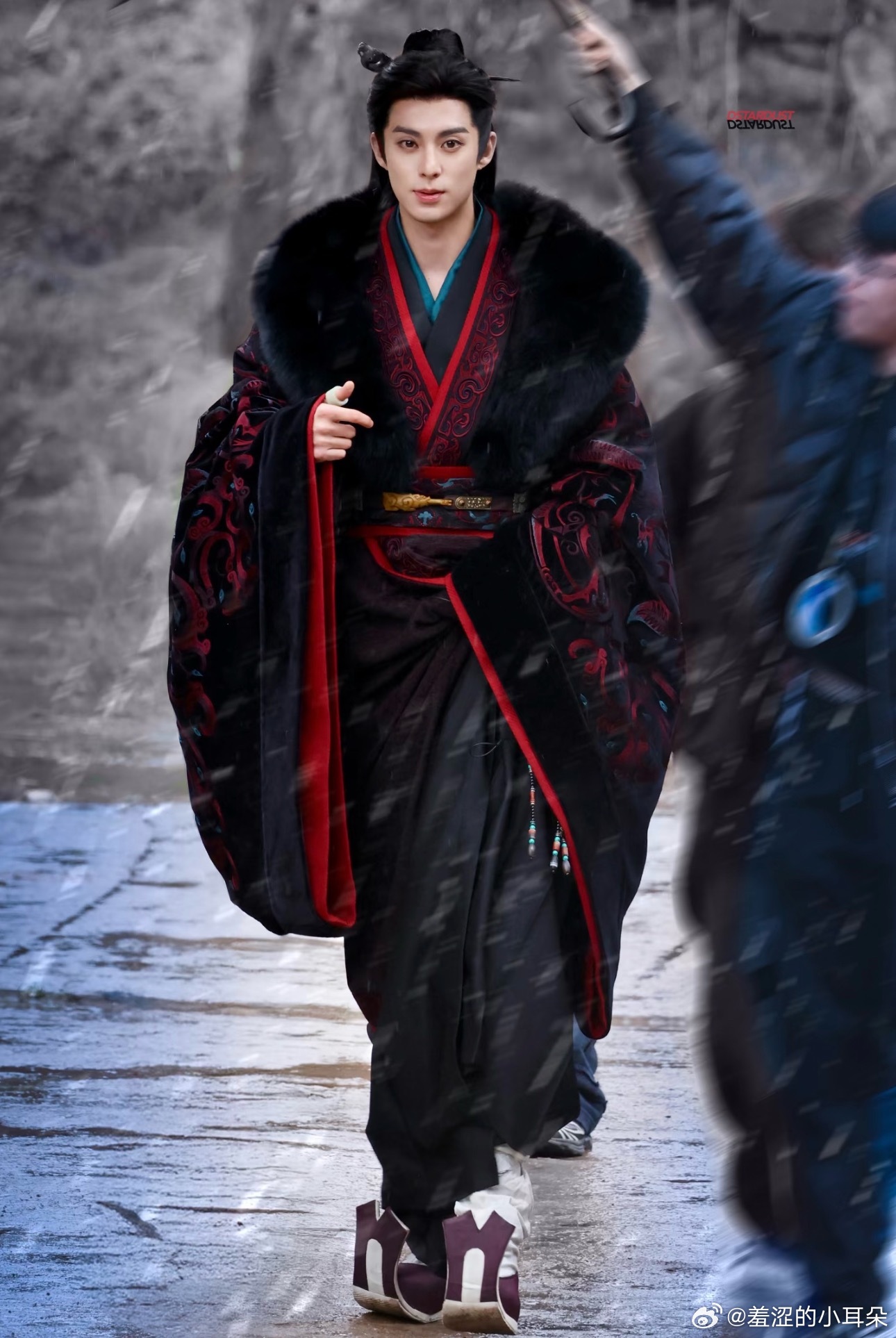 王鹤棣和孟子义《将门独后》同款角度图来了，这个谢景行和沈妙配吗？ 