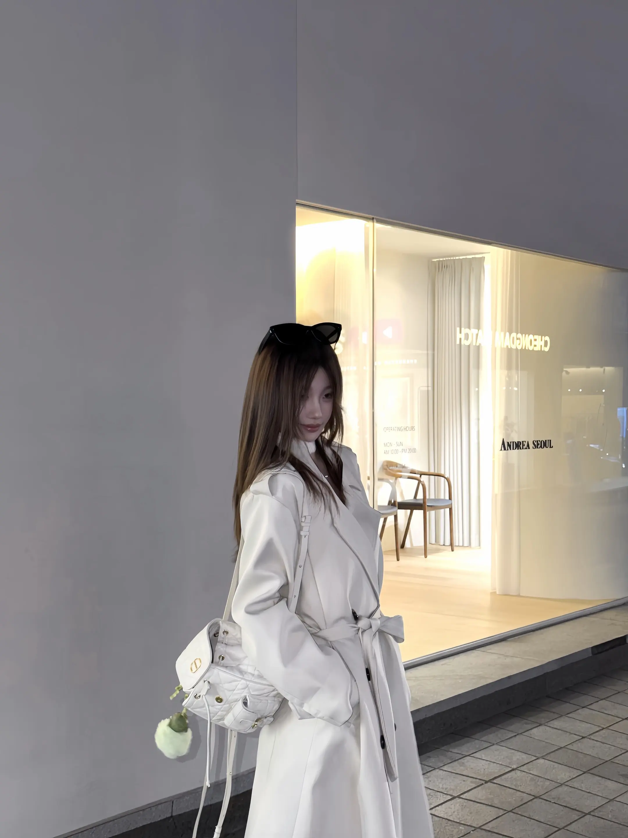 喜欢给我昂贵东西的人 比如时间 尊重 耐心 支持与真诚