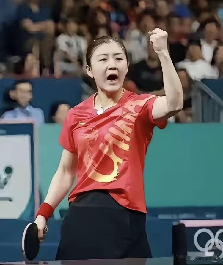 本届全运会，最闪亮的明星是樊振东、王曼昱。最大的赢家是陈梦。
他们都是饭圈的受害