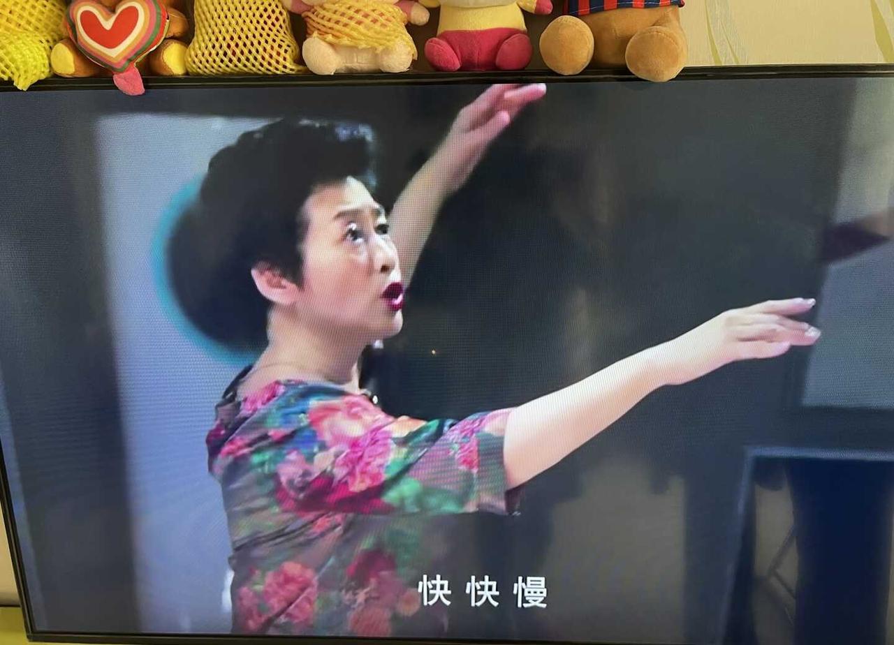前半生又火了我最喜欢的还是这段哈哈
你们喜欢哪段、来说说[偷笑]电视剧 重温经典
