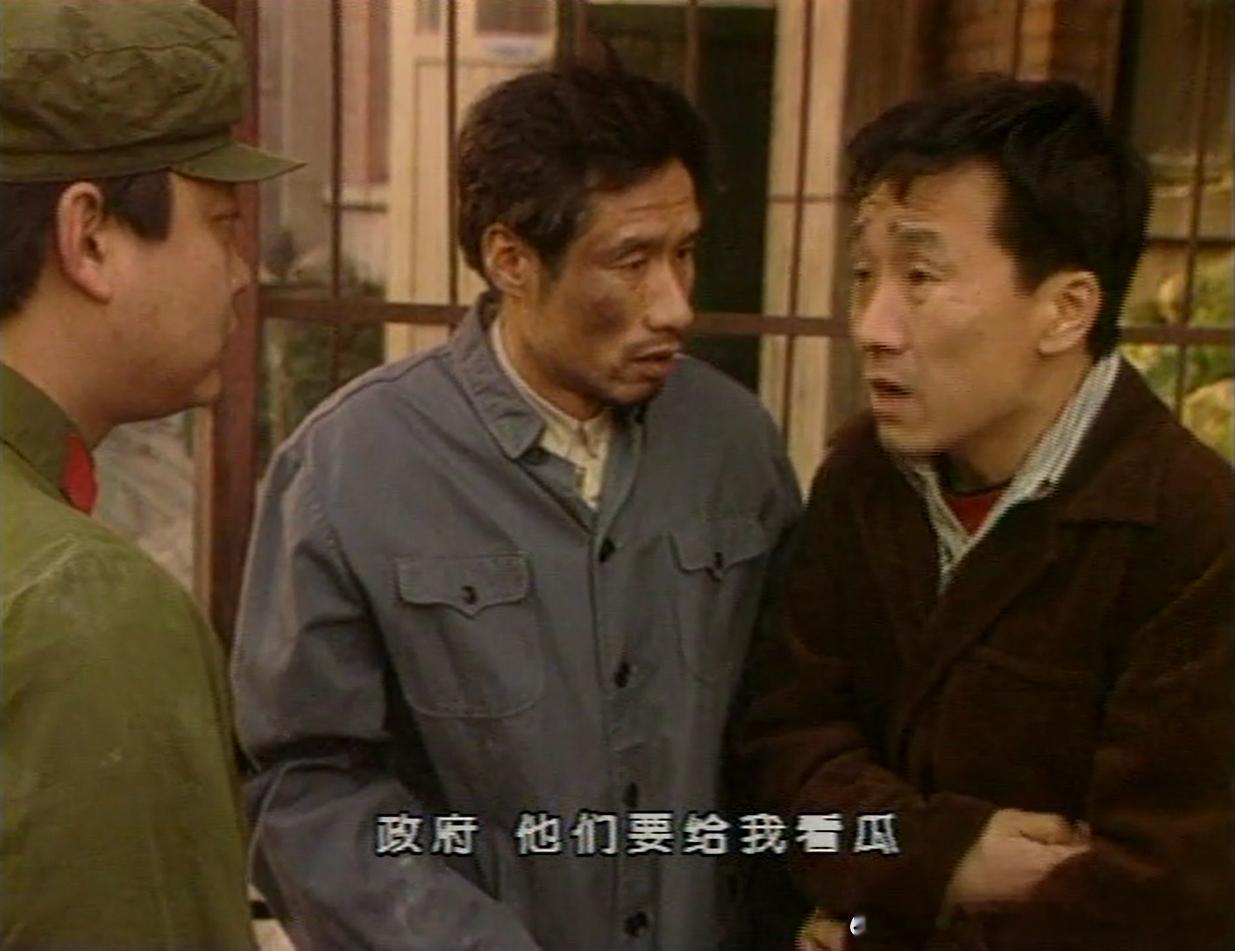 《无悔追踪》里面刘亚津饰演一个只露了两次脸只有两句台词的配角，演员表里面叫“麻佛