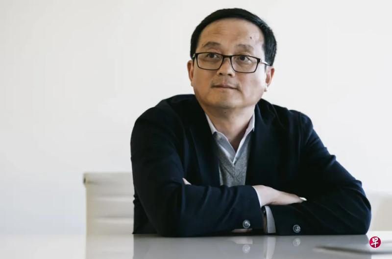 这个信号相当危险，中国路由器大王向美国递交了“投名状”。

据《彭博社》 报道，