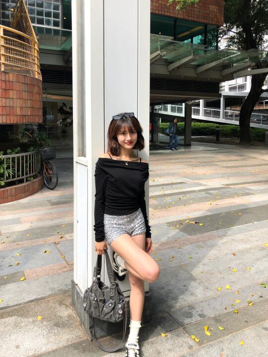 小美一下