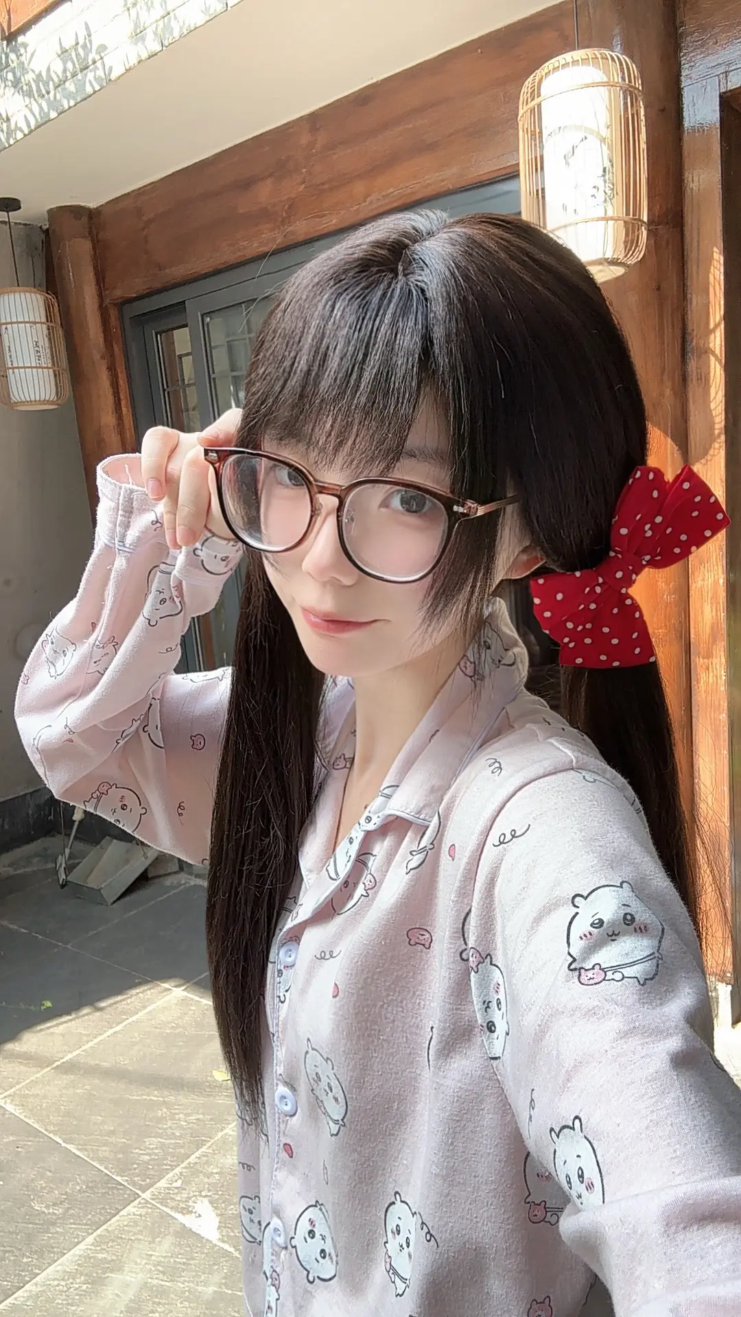 欢迎大家来我家乡玩( ｡◔ ‿ < 📸。我化妆有二次元工伤៷>ᴗ<៷