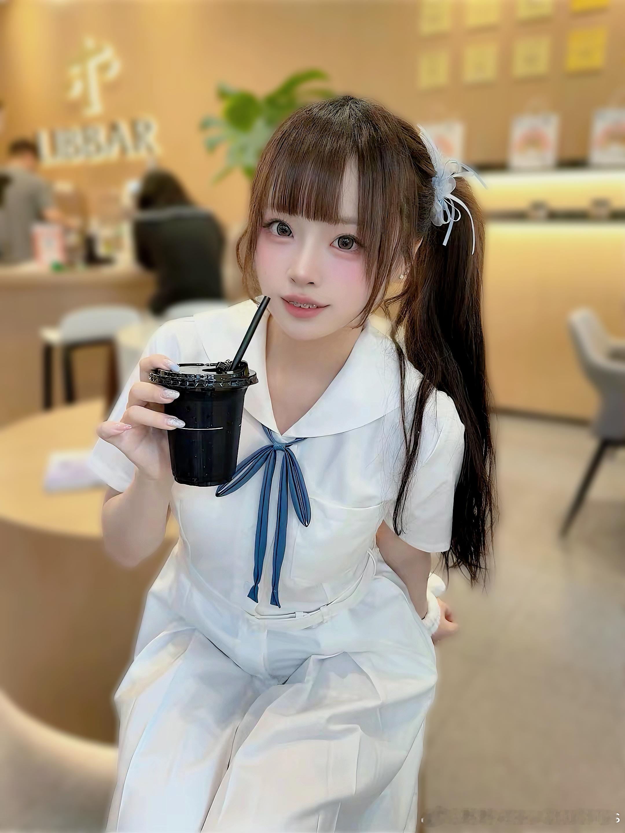 比起偷偷的想你我还是喜欢就这样看着你🥺AKYY