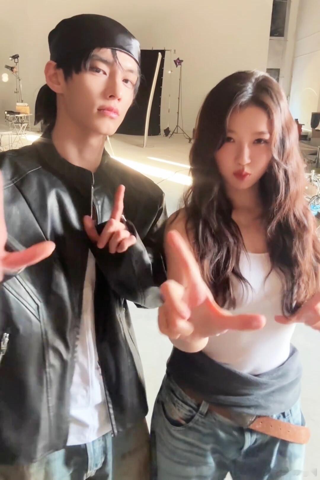 《双轨》含金量还在增加，爱奇艺韩国官号外网单条视频破200万了 