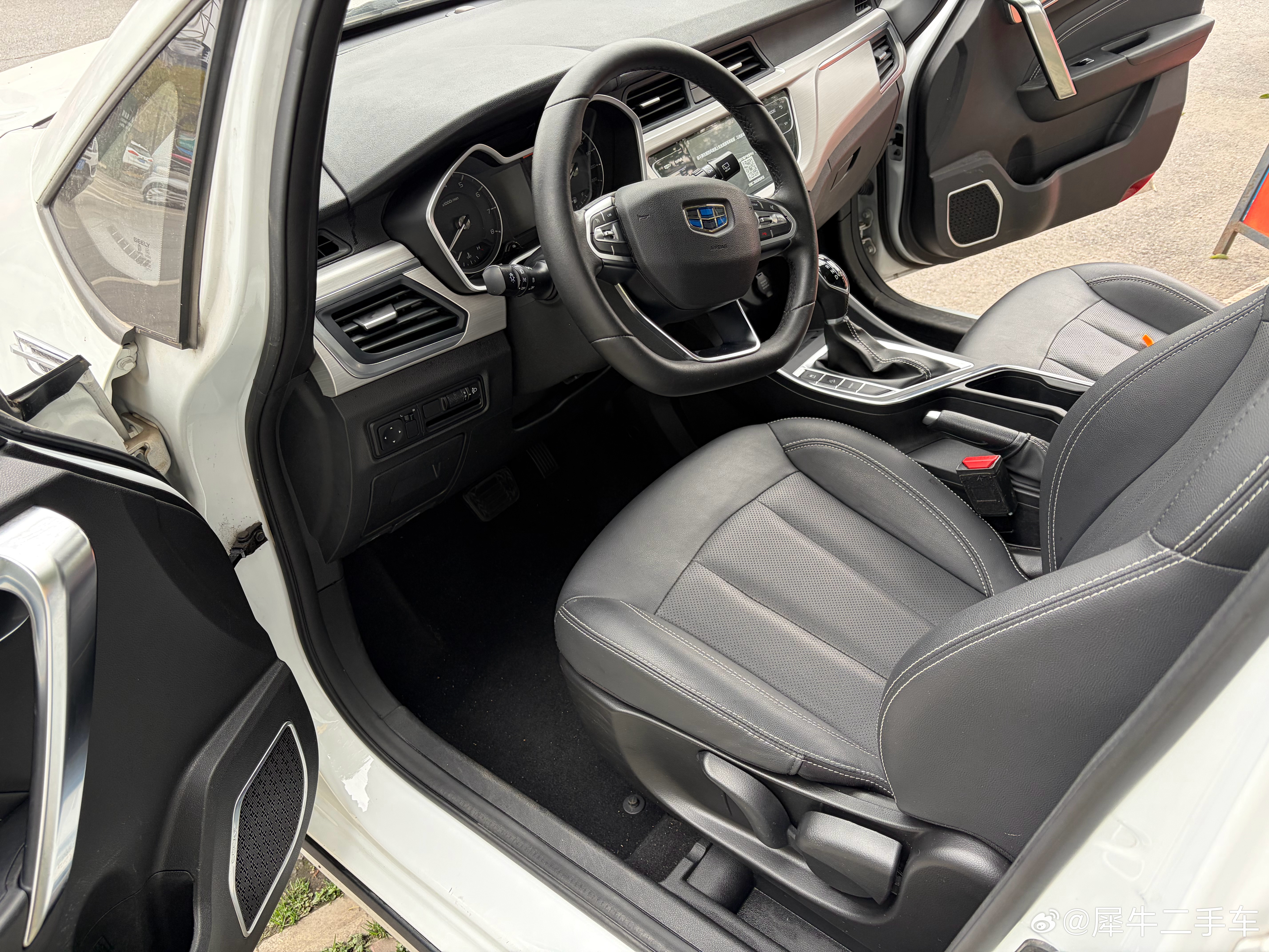 不能闲下来得找点事做洗车也很解压 襄阳·犀牛二手车