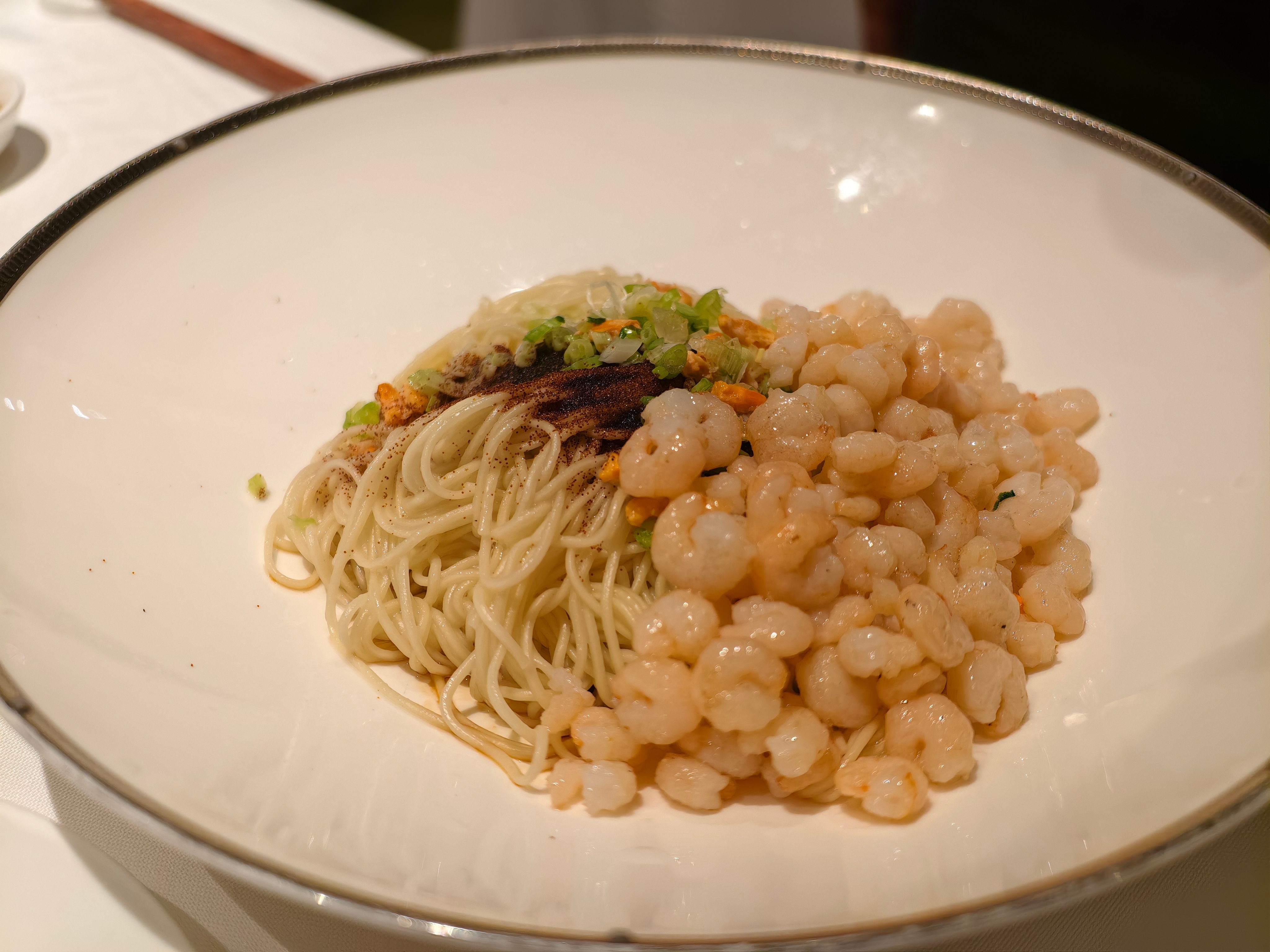 凑活一口 抓住春天的尾巴，食庐来口三虾面 ​​​