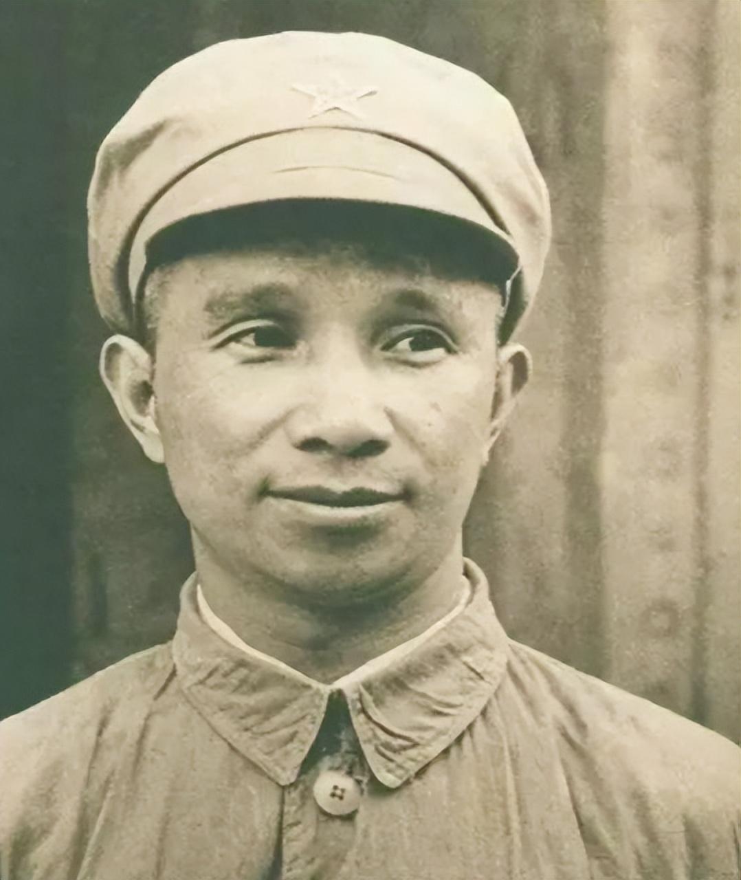 1981年粟裕大将请求回乡被拒，背后藏着满心病痛与牵挂
 
1981年，74岁的