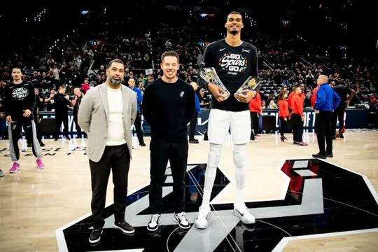 皮尔斯：等我孩子打进NBA的时候，DPOY可能以文班的名字命名
04月23日讯，