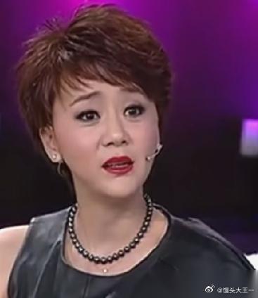 王一楠说：“我当时和高鑫两个人没有任何的对上眼，他觉得眉目传情，我觉得一点儿也没
