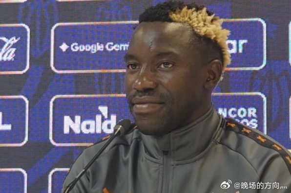 赞比亚队长：梅西是最伟大球员之一，但我还是认为C罗强过梅西3月31日，在即将与阿