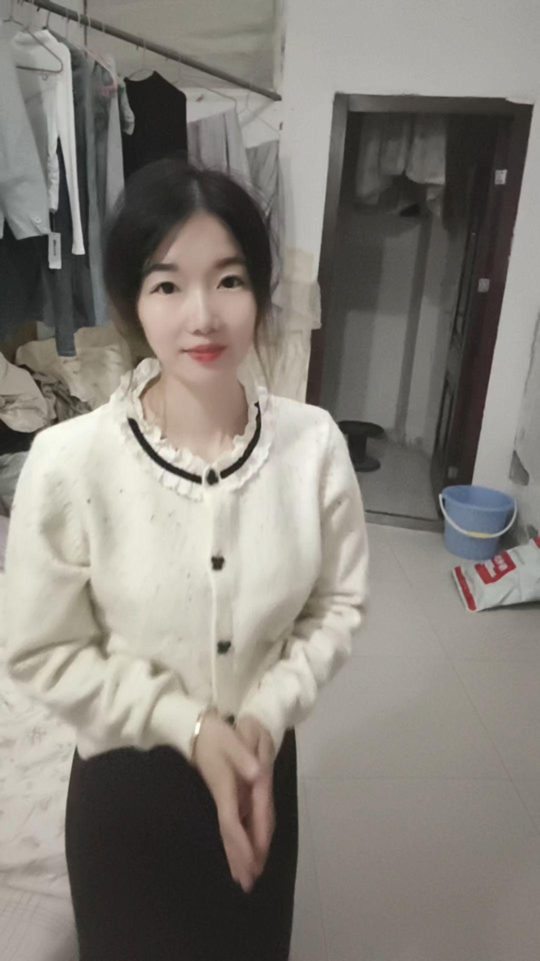 别人的尺子，量不了你的人生，别人的地图，找不到你要的路，不要委屈自己去...