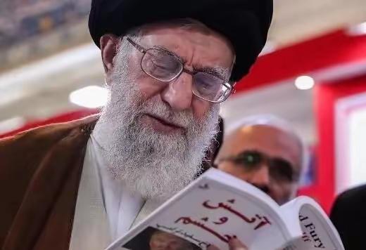 哈梅内伊转移重大权力，接手人居然是他！总统意外出局