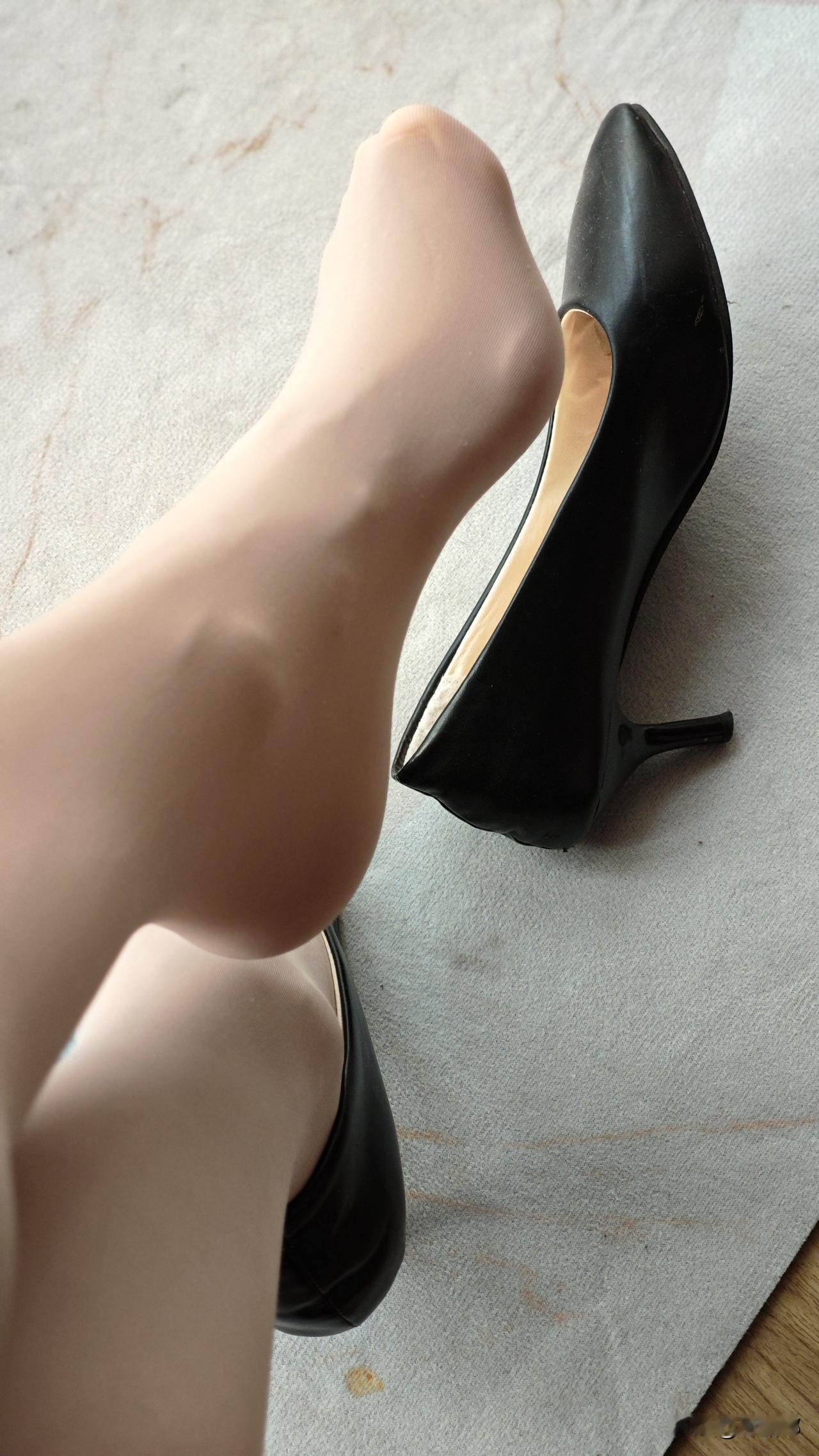 为什么有些女人喜欢穿高跟鞋