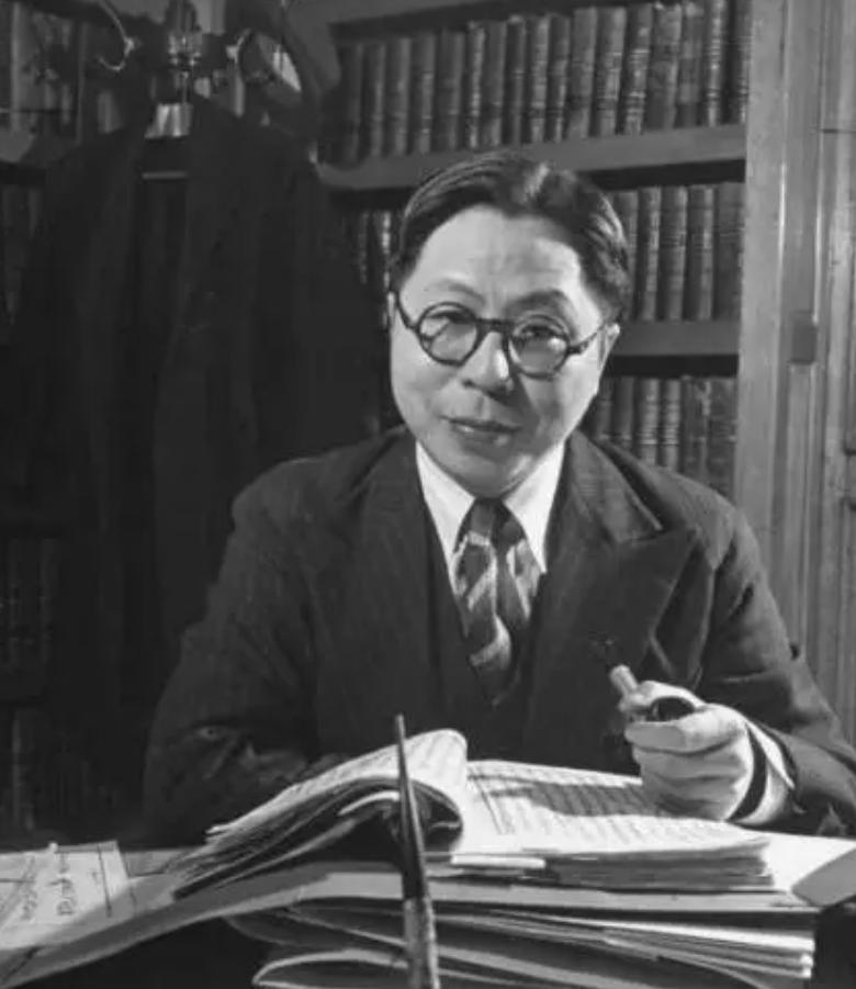1953 年初，吴国桢因长期与蒋氏父子在治台路线、特务治理问题上冲突不断，递交辞