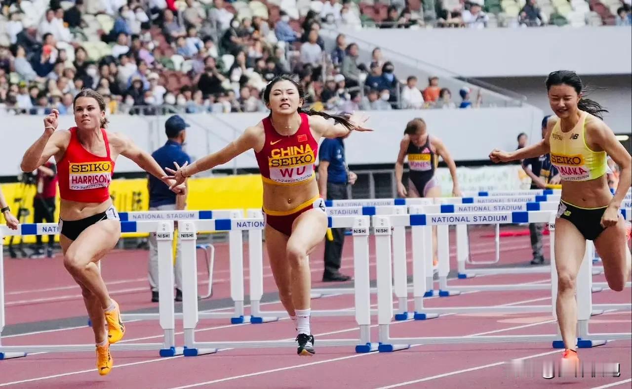 12秒80，吴艳妮状态越来越好了，她在今天的世界田联洲际巡回赛东京站女子100米