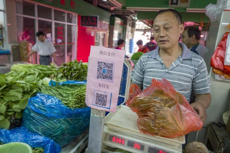 用了10年微信支付才发现！这5个隐藏功能，省钱又防盗，90%的人不知道
 
家人